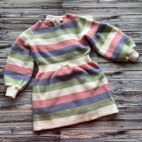 JANIE AND JACK STRIPED PUFF SLEEVE
SWEATER DRESS SIZE 3 AND JOGGERS SIZE 2T - Picture 6 of 9